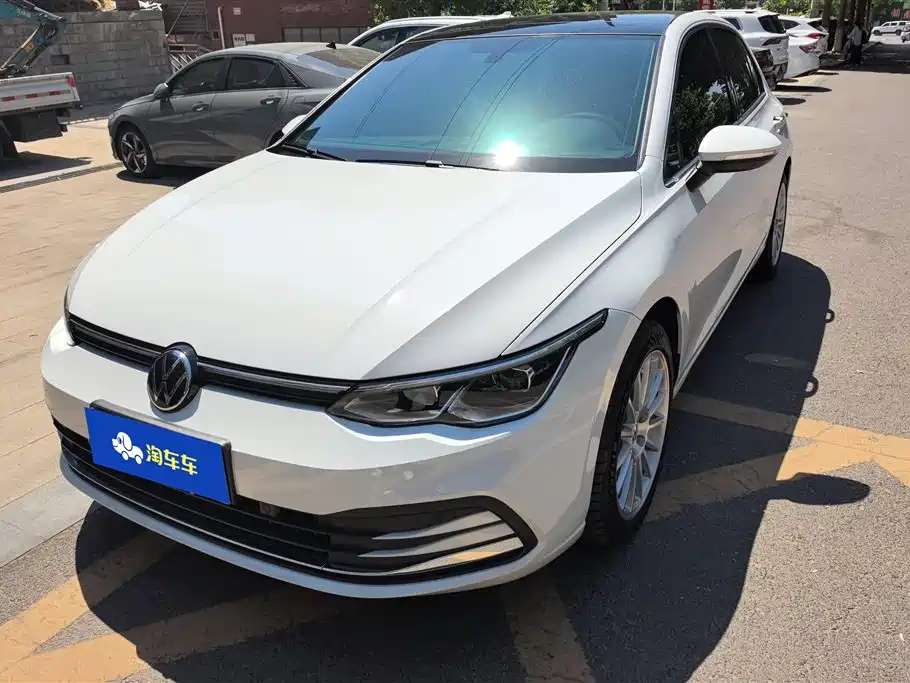 Volkswagen Golf 2022