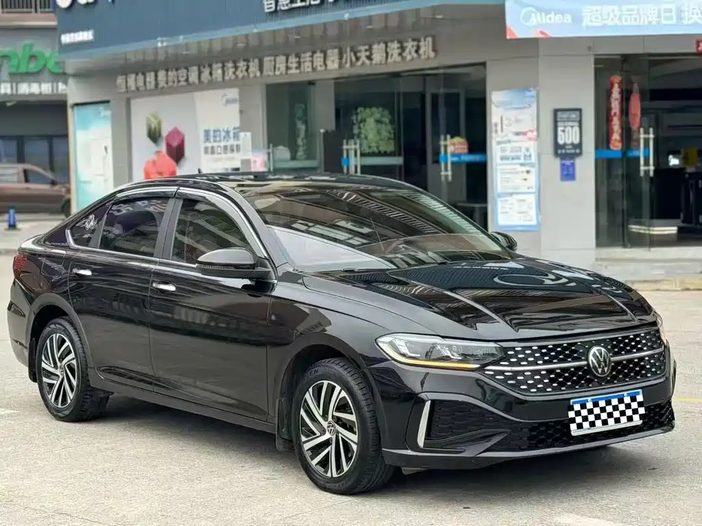 Volkswagen Lavida — миниатюра 3