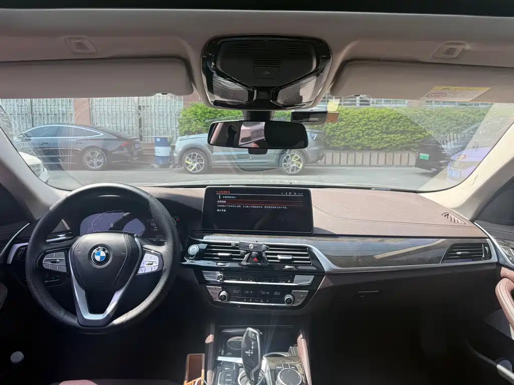 BMW 5 Series 5 2022 525Li Luxury