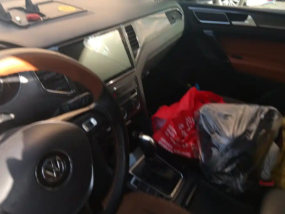 Volkswagen Golf Sportsvan — миниатюра 13