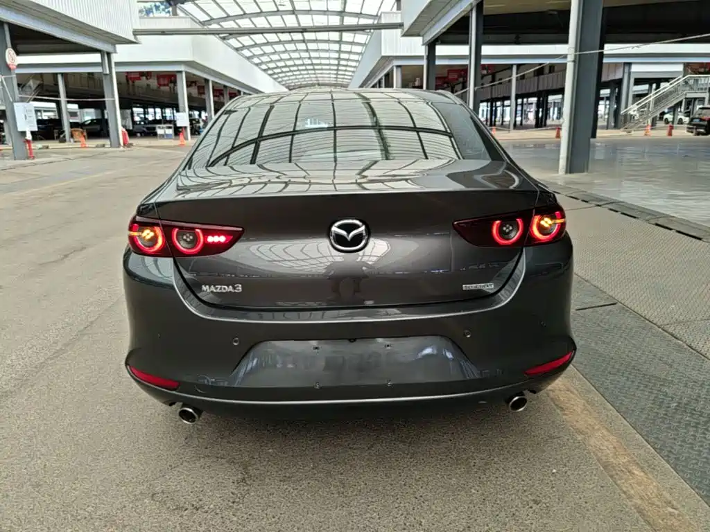 Mazda 3 Axela — миниатюра 6