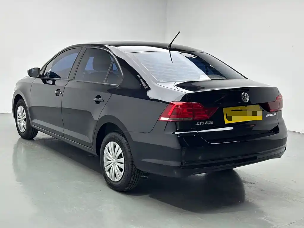 Volkswagen Santana — миниатюра 7