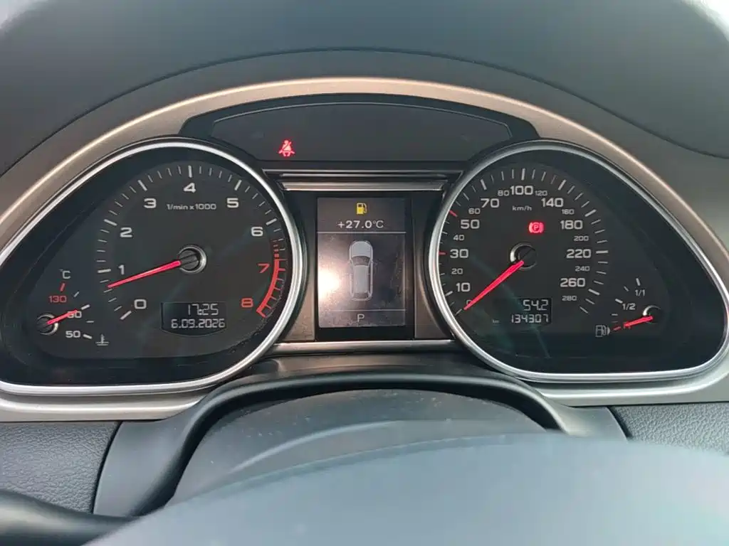 Audi Q7 — миниатюра 12