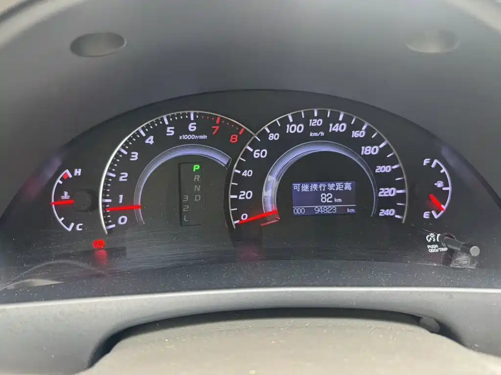 Toyota Camry — миниатюра 6
