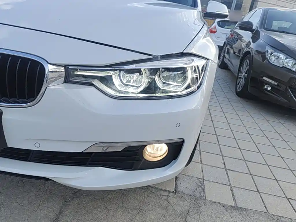 BMW 3 Series — миниатюра 24