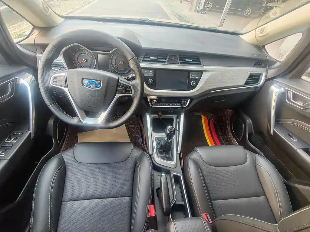 Geely Vision X3 — миниатюра 8
