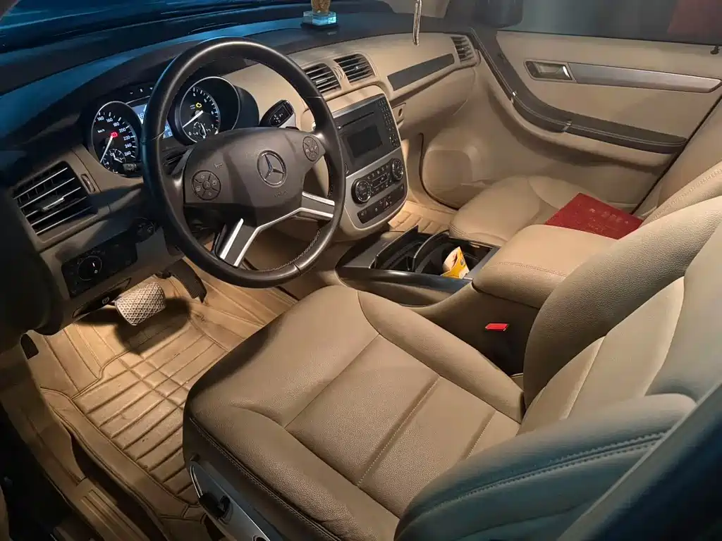 Mercedes-Benz R-Class — миниатюра 7