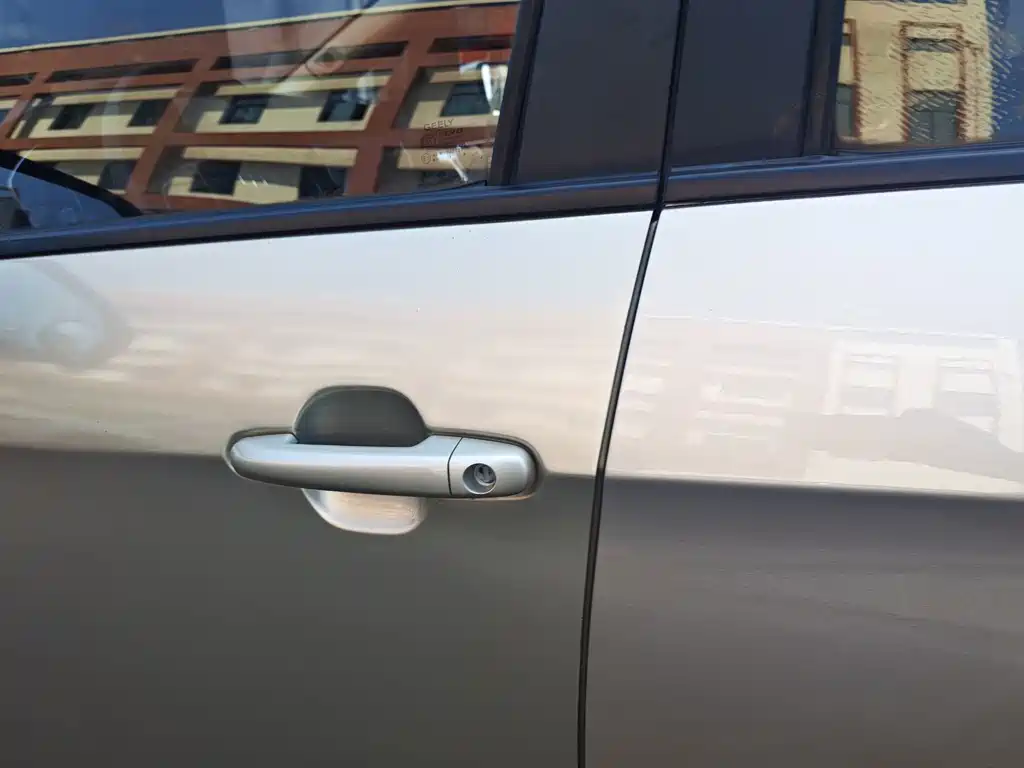 Geely Vision X3 — миниатюра 15