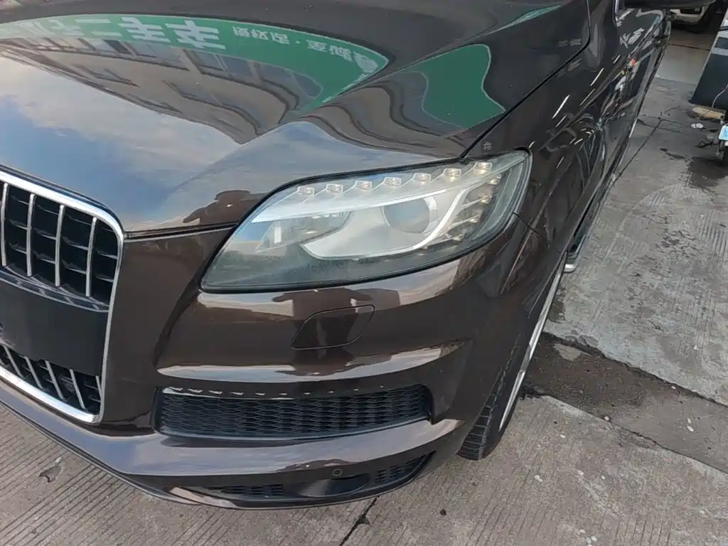 Audi Q7 — миниатюра 24