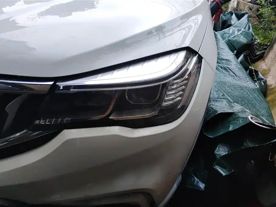 Brilliance V3 2017 1.5L AT