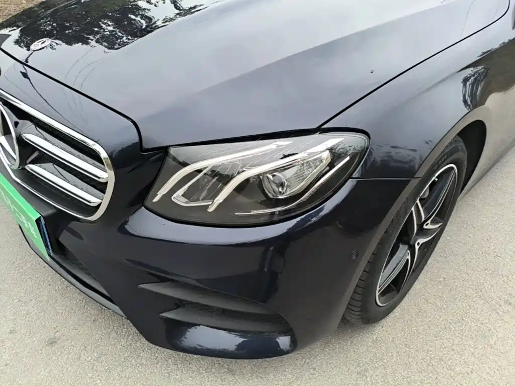 Mercedes-Benz E-Class (Import) — миниатюра 18