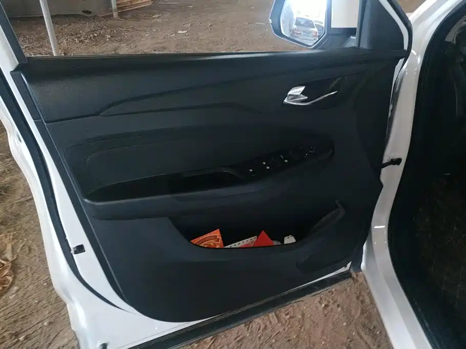 Wuling Hongguang S3 — миниатюра 7