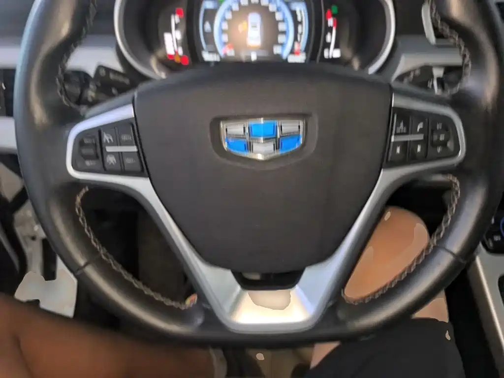 Geely Boyue — миниатюра 11