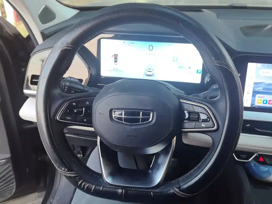 Geely Xingyue L — миниатюра 15