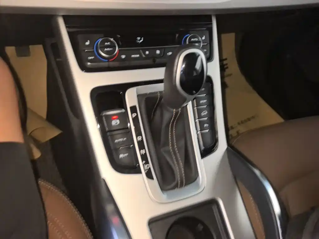 Geely Boyue — миниатюра 14