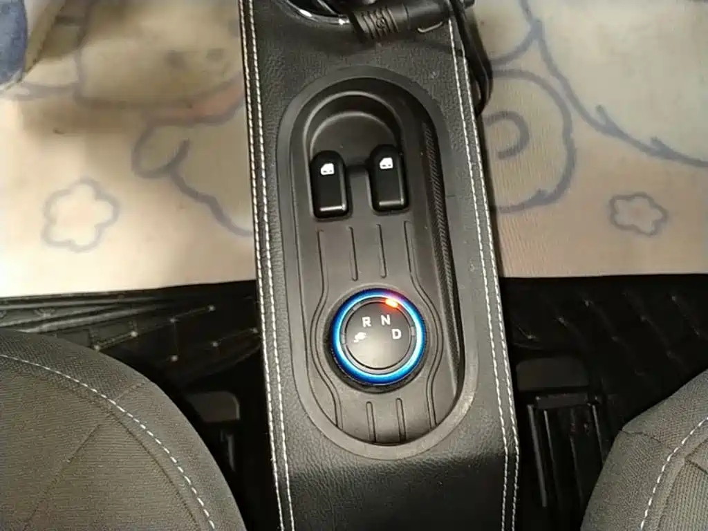 Wuling MINIEV — миниатюра 14