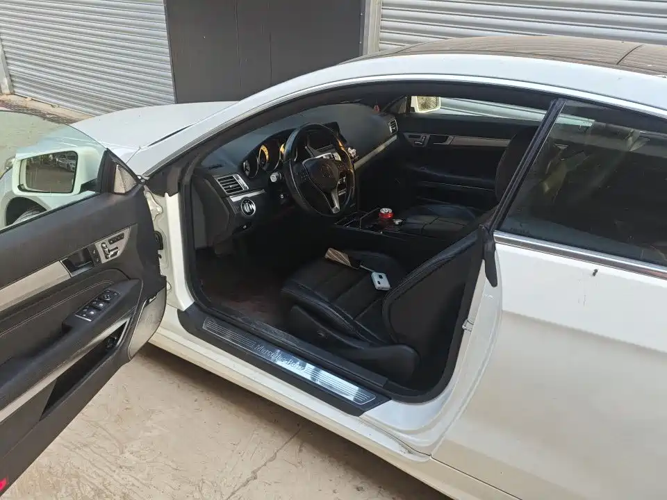Mercedes-Benz E-Class (Import) — миниатюра 3