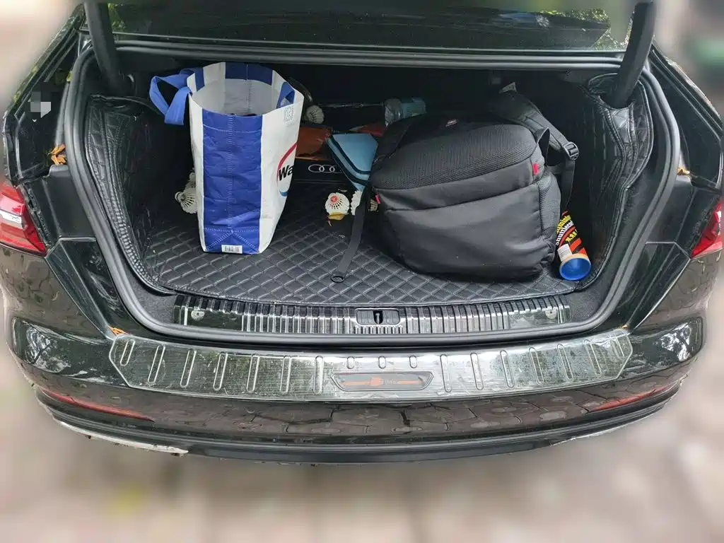 Audi A6L New Energy — миниатюра 15