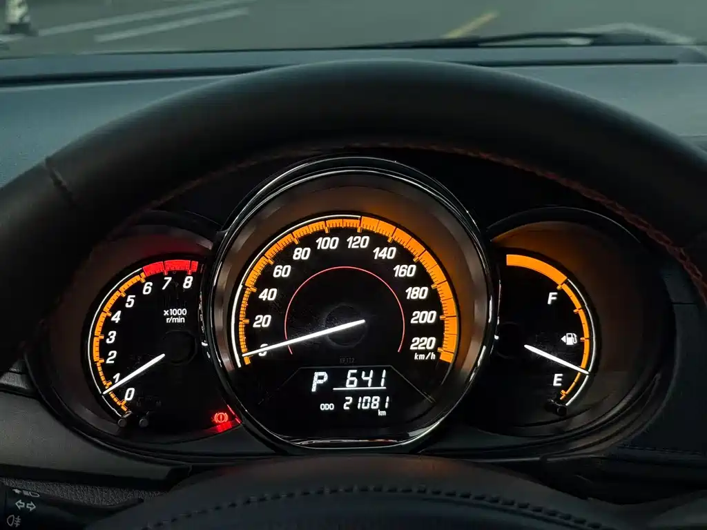 TOYOTA YARIS L ZHIXUAN