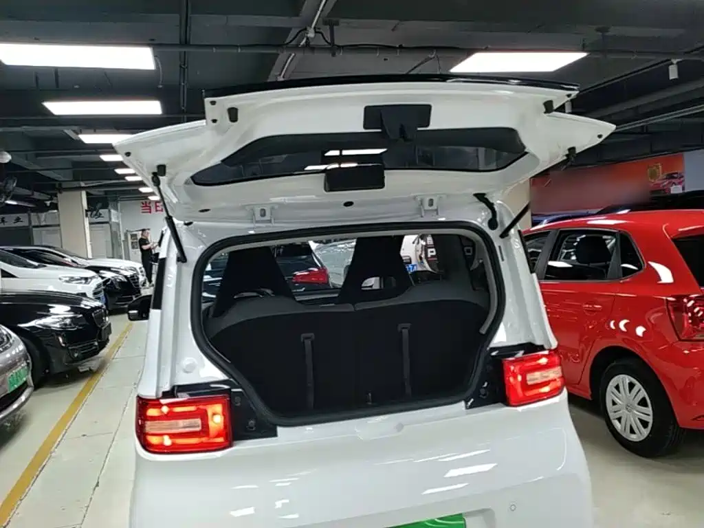 Wuling MINIEV — миниатюра 19