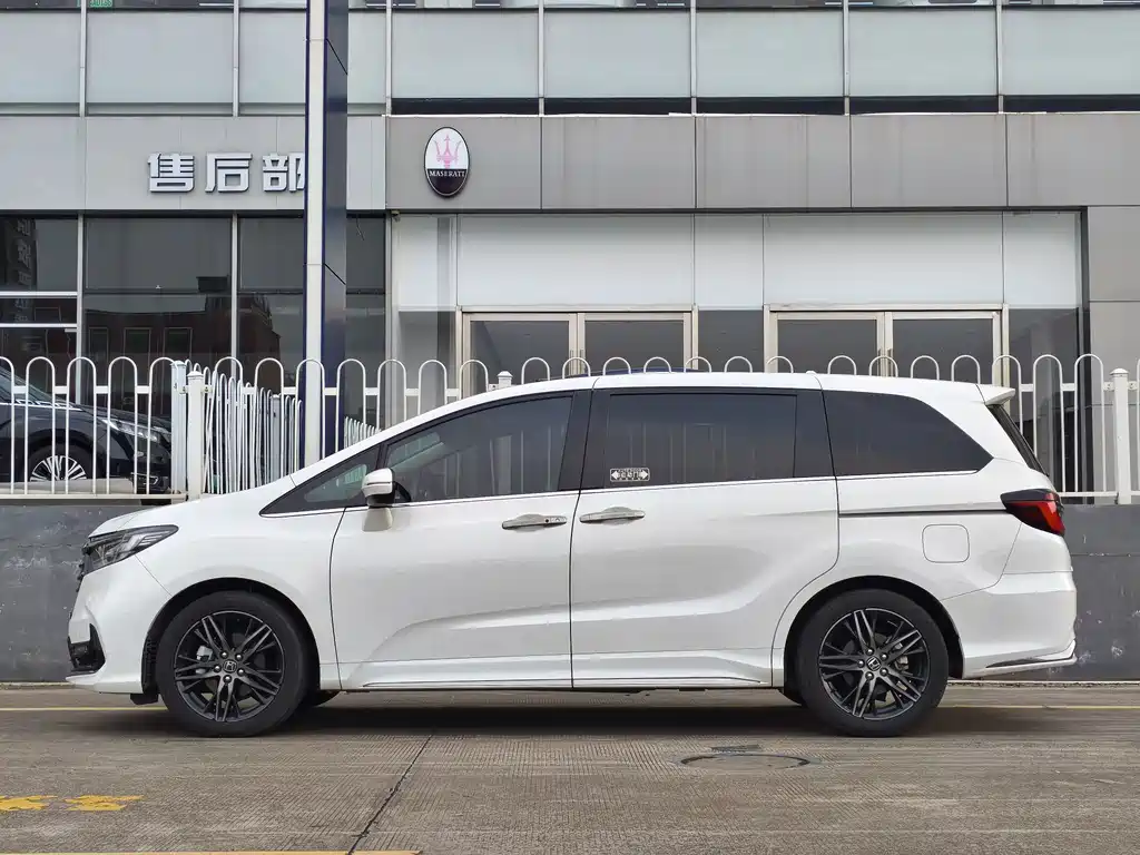Honda Odyssey — миниатюра 5