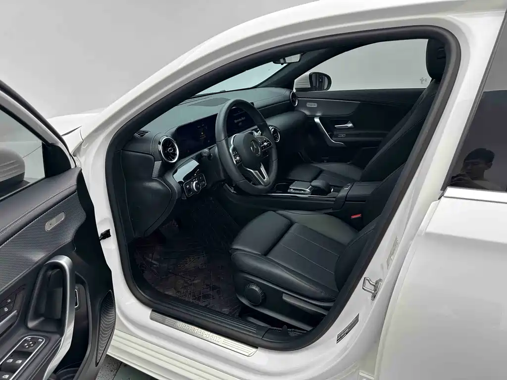 Mercedes-Benz A-Class A 2022 A 180 L Sport