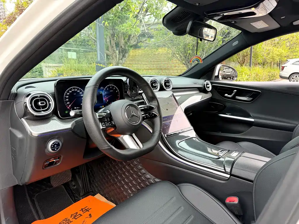 Mercedes-Benz C-Class — миниатюра 3