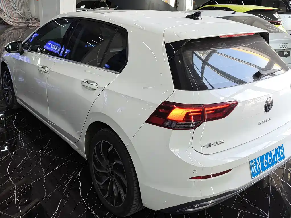 Volkswagen Golf — миниатюра 4