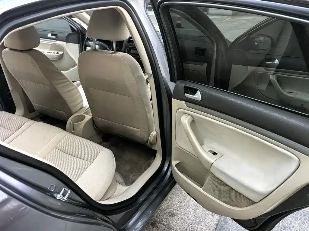 Volkswagen Sagitar — миниатюра 13