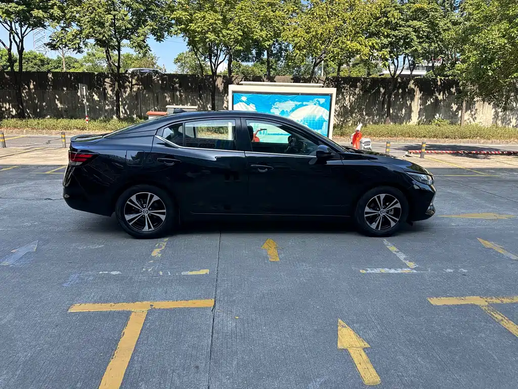 Nissan Sylphy — миниатюра 7