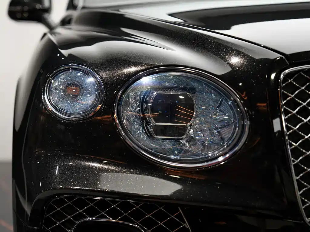 Bentley Bentayga 4.0T V8, фото 3