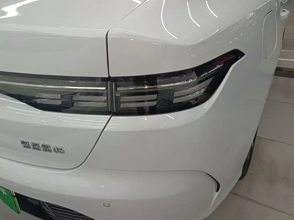 BYD Destroyer 05 — миниатюра 24