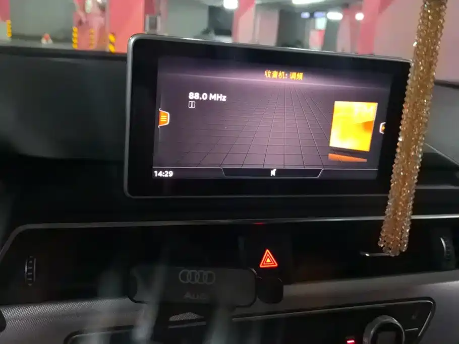 Audi A4 (Import) — миниатюра 13