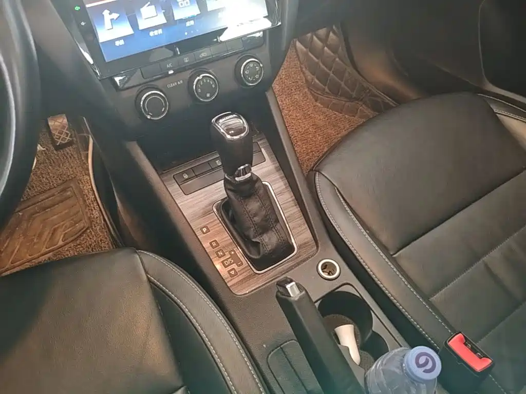 Skoda Octavia — миниатюра 14