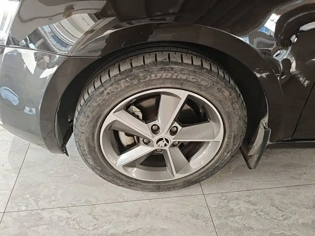Skoda Octavia — миниатюра 23