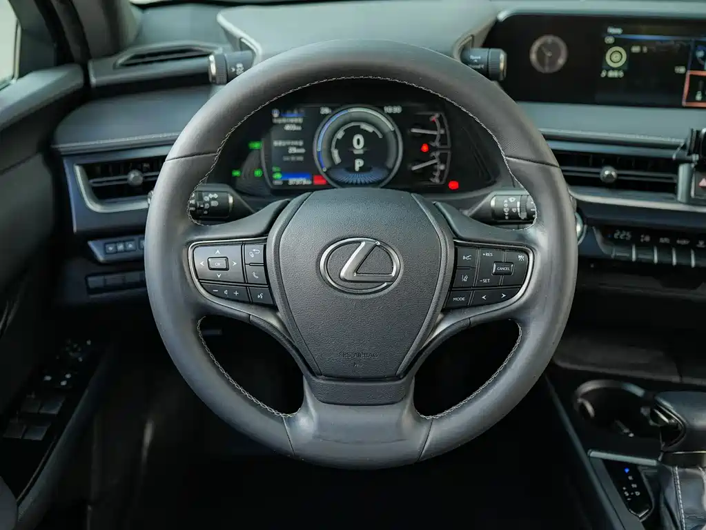 Lexus UX — миниатюра 20
