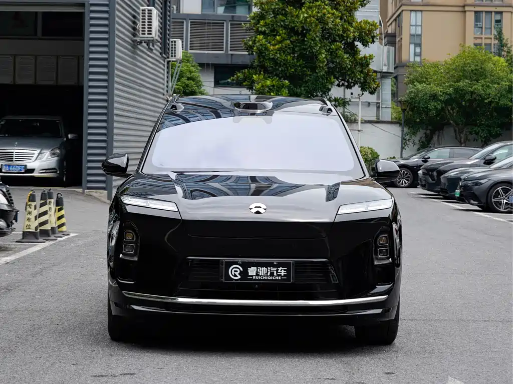 NIO ES8 2026 мест Executive