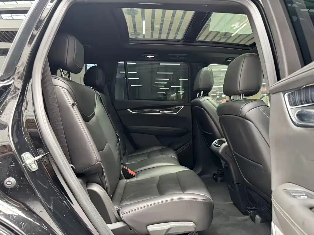 Cadillac XT6 — миниатюра 20