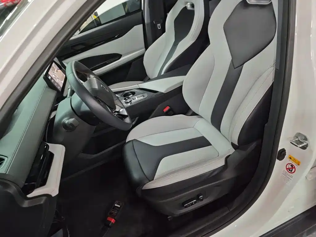 Changan UNI-V iDD — миниатюра 15