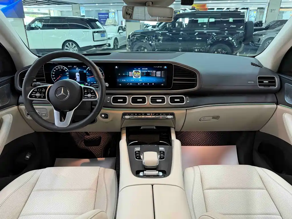 Mercedes-Benz GLE (Import) — миниатюра 5