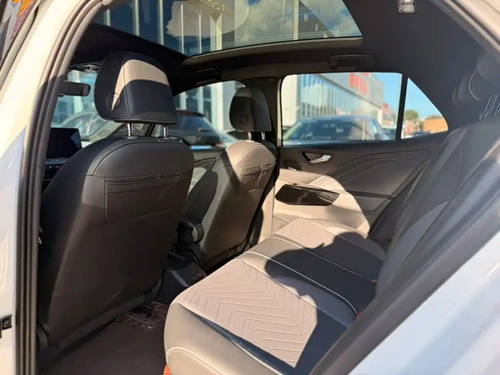Volkswagen ID.3 — миниатюра 7