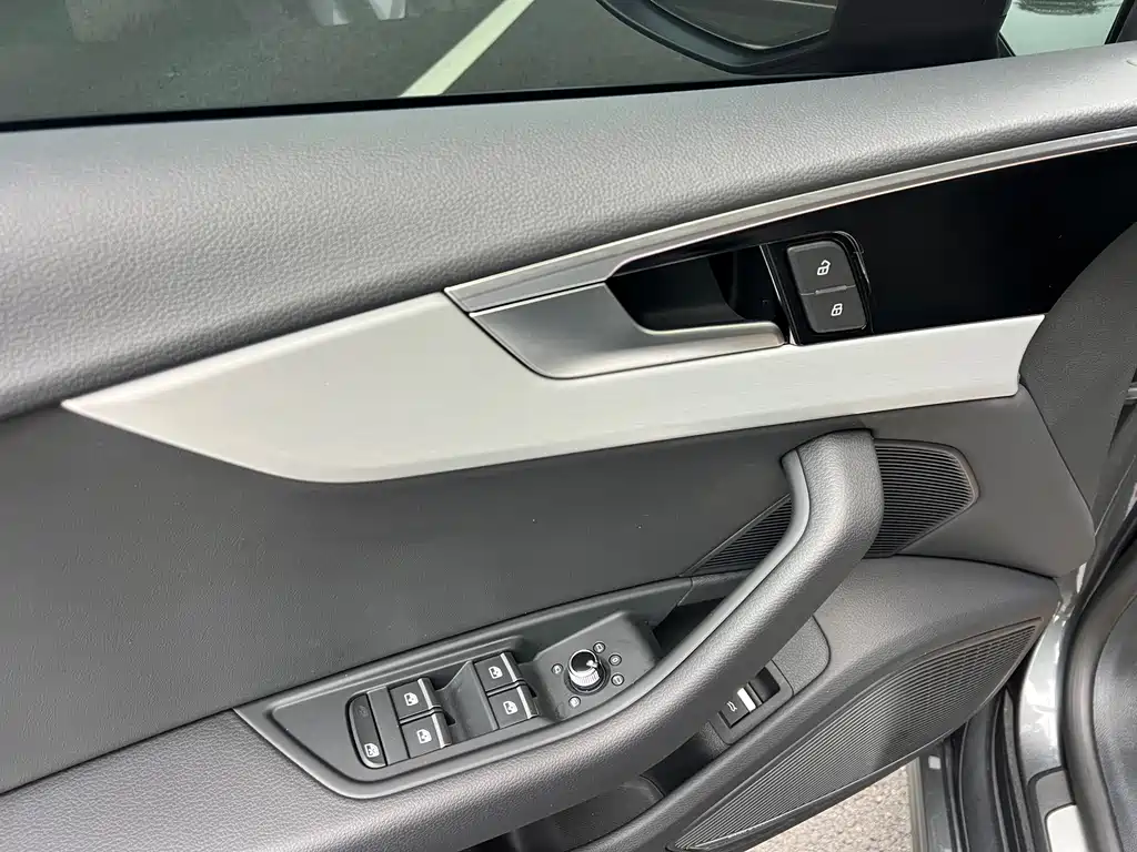 Audi A5 2024 Sportback 40 TFSI quattro Luxury