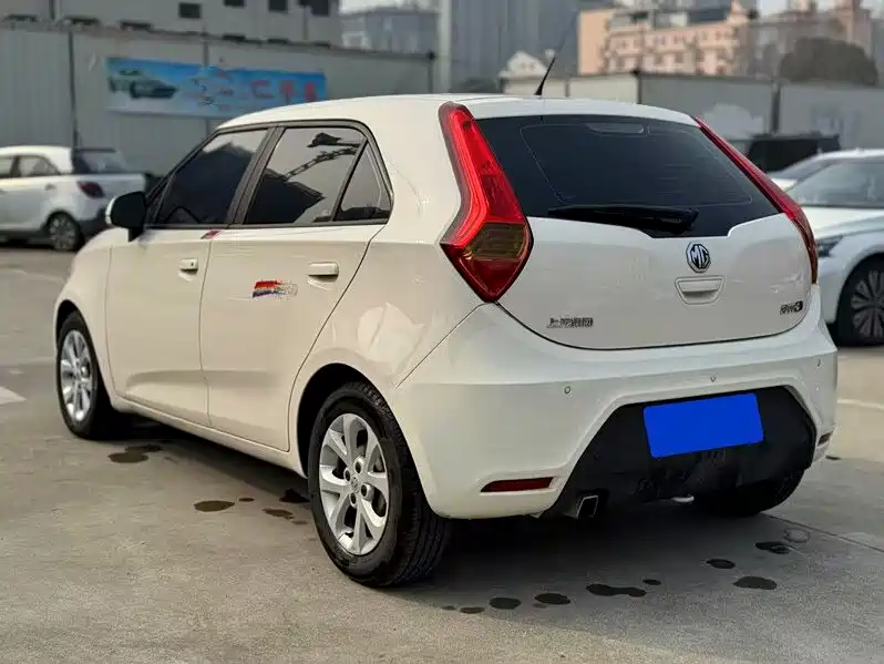 MG 3 2014 1.5L AMT Elite