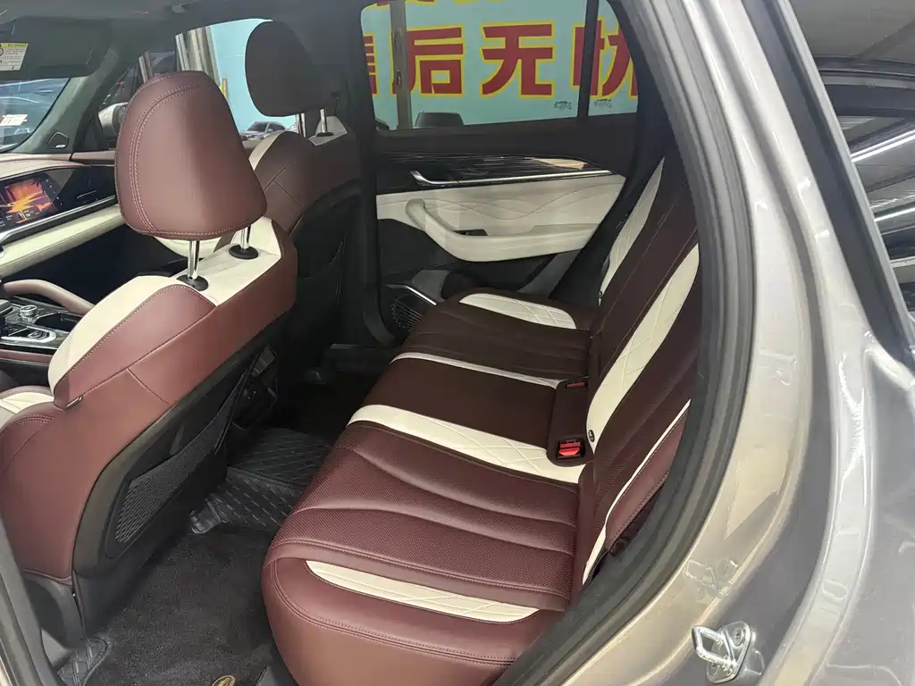 Geely Xingyue L — миниатюра 9