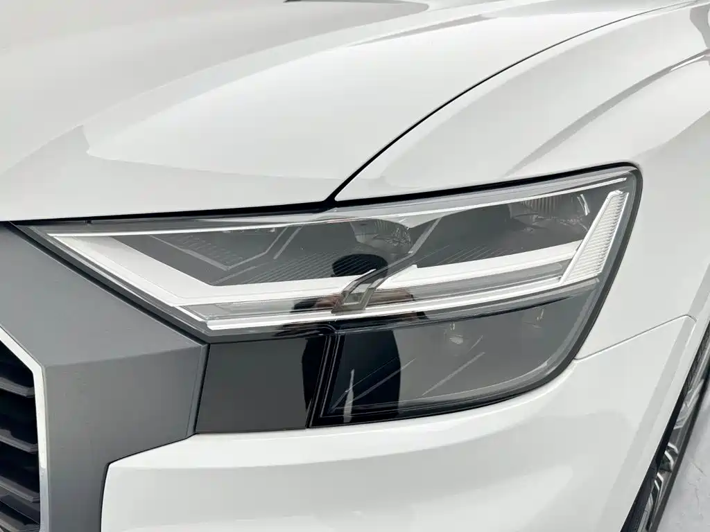 Audi Q8 — миниатюра 21