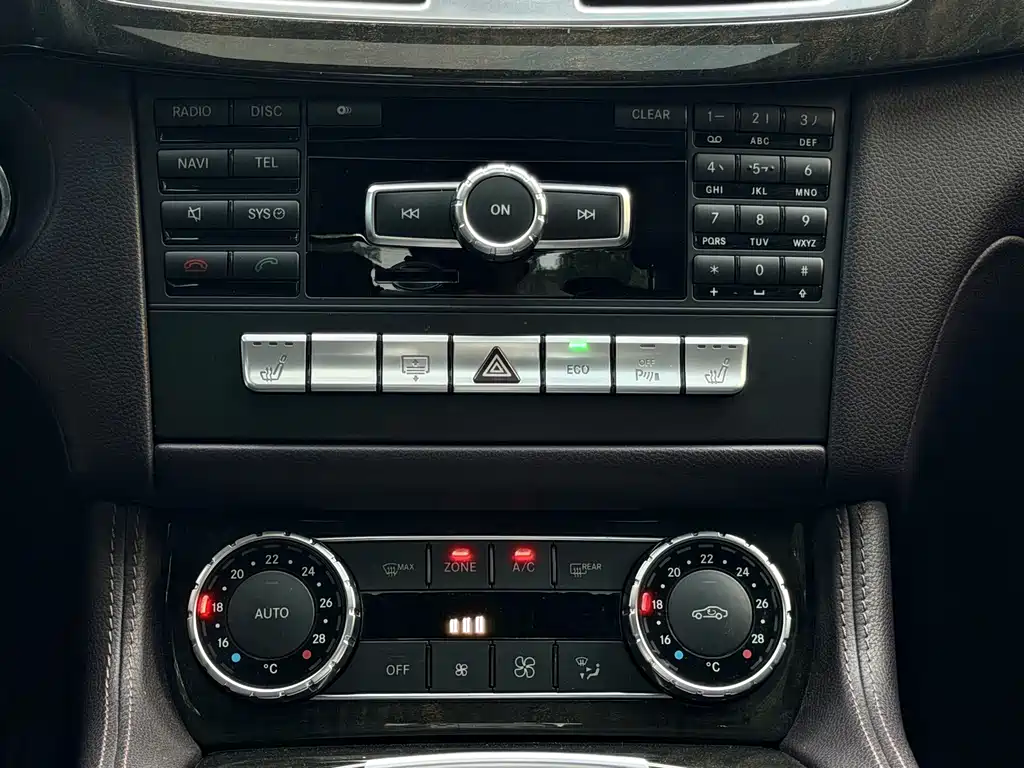 Mercedes-Benz CLS — миниатюра 16