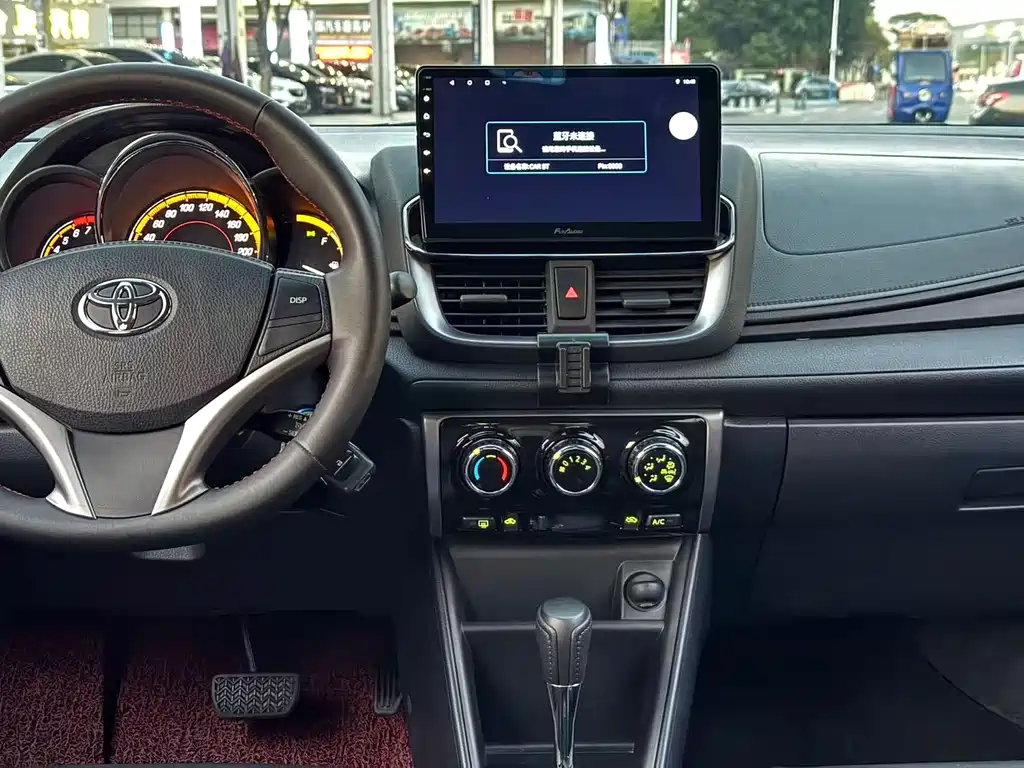 TOYOTA YARIS L ZHIXUAN