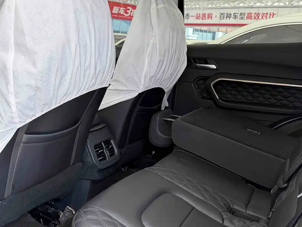 Geely Xingyue L — миниатюра 9