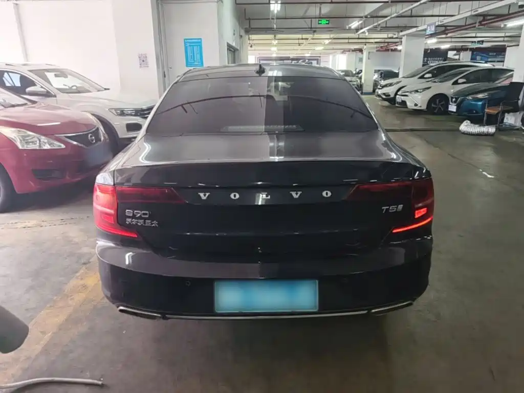 Volvo S90 — миниатюра 6