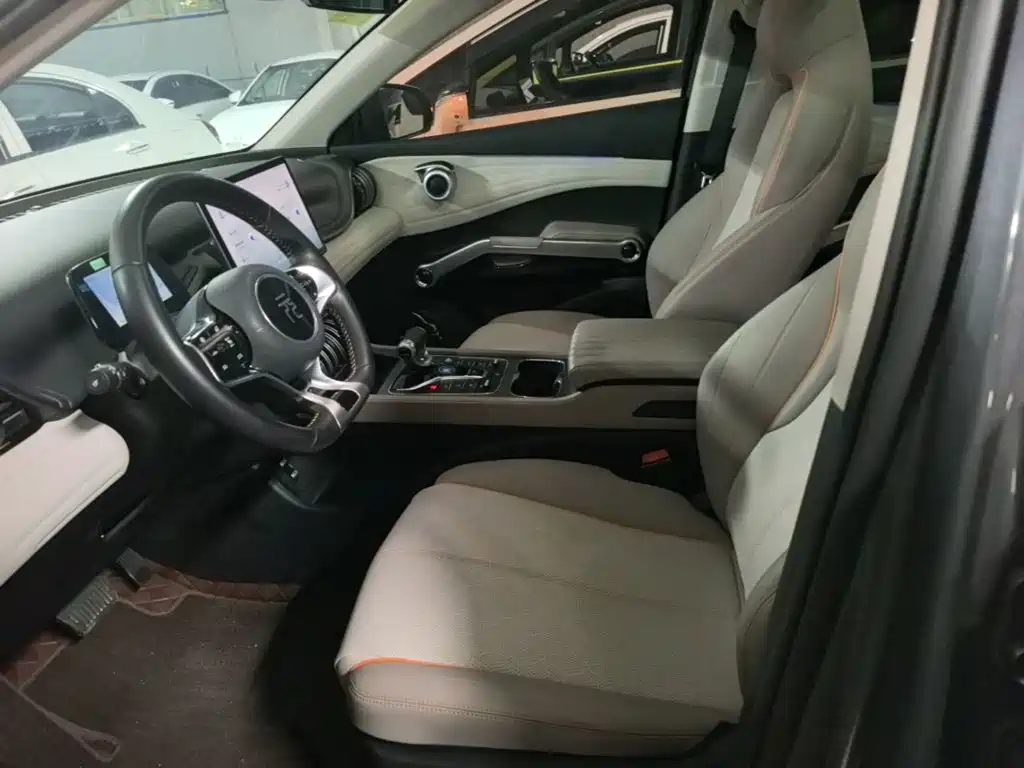 BYD Yuan Plus — миниатюра 15